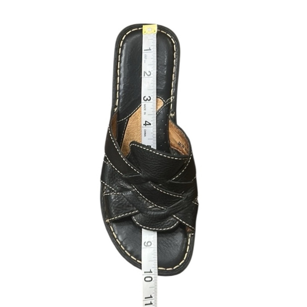 Born Folly Slip On Black Learher Wedge Sandals Size 8 - Picture 10 of 11